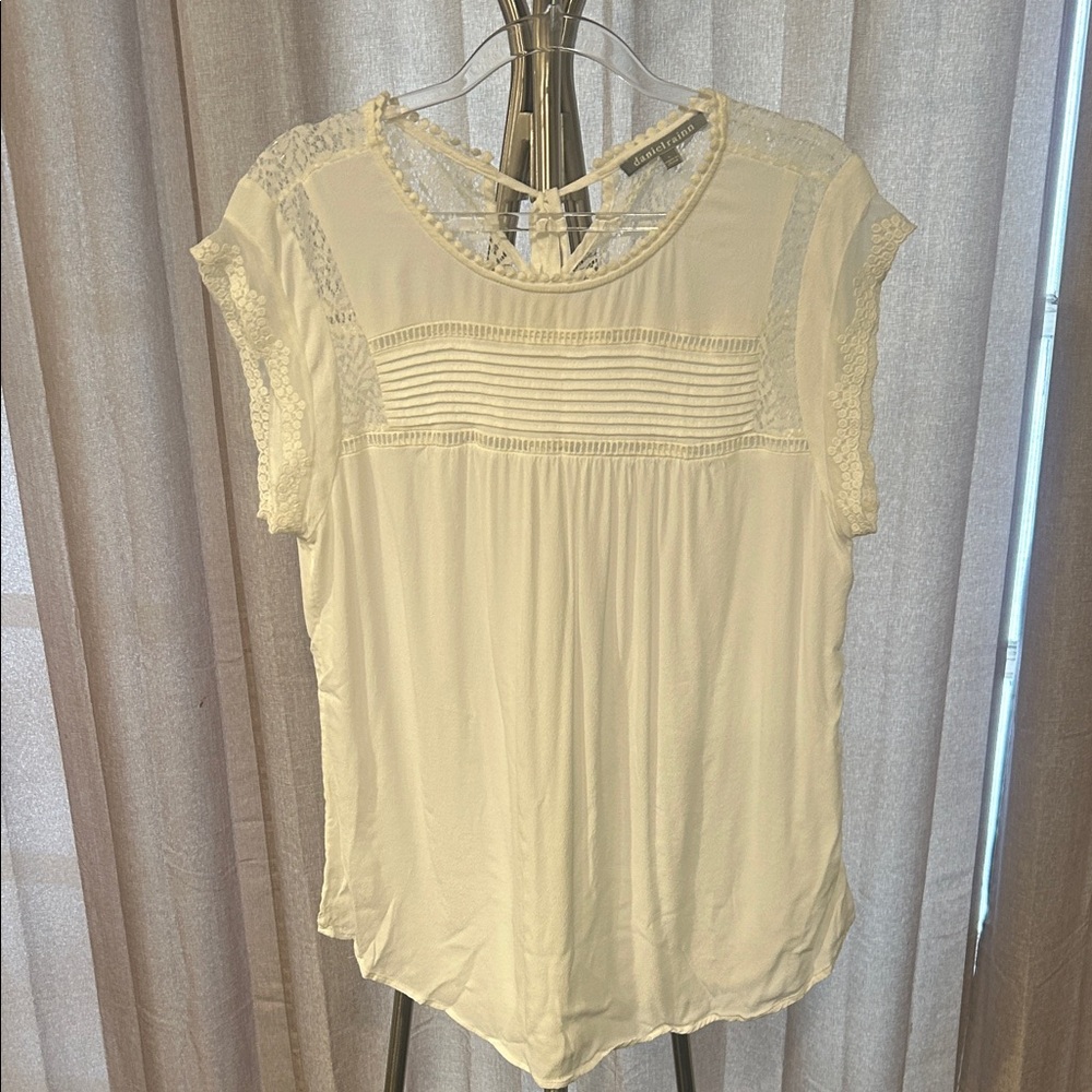 Daniel Rainn white Lace Accent Blouse